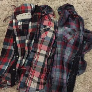 Buckle flannel bundle